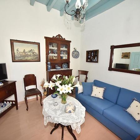 Traditional House By The Sea Mandrákion Extérieur photo