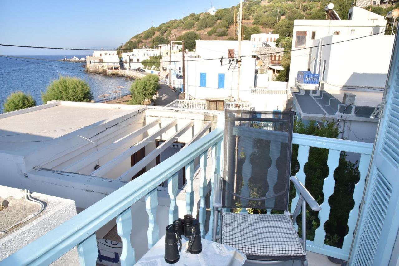 Traditional House By The Sea Mandrákion Extérieur photo