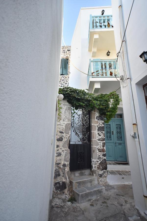 Traditional House By The Sea Mandrákion Extérieur photo